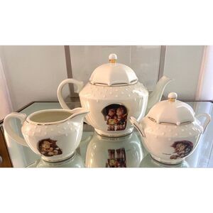 MJ Hummel 5 piece Tea Set 100% Porcelain “Stormy Weather” Danbury Mint China